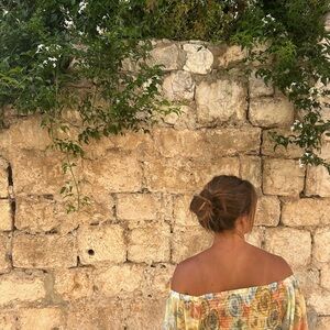 Meet your Posher, Jael